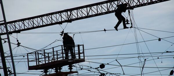 Работах по восстановлению электрической сети Работах по восстановлению электрической сети - Sputnik Latvija