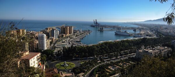 Вид на город Малага с крепости Алькасаба. - Sputnik Латвия