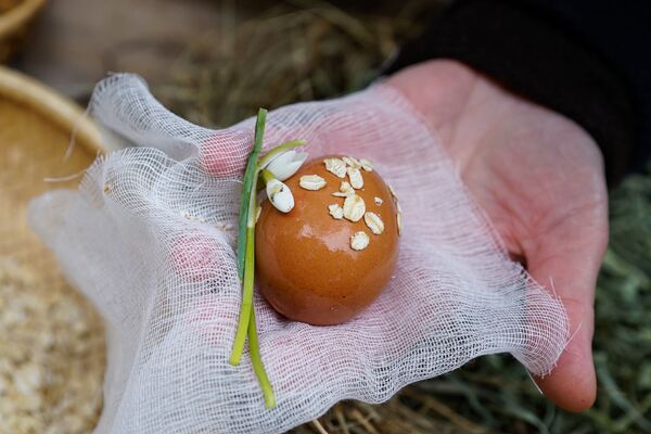 Крашение яиц на Пасху - Sputnik Латвия