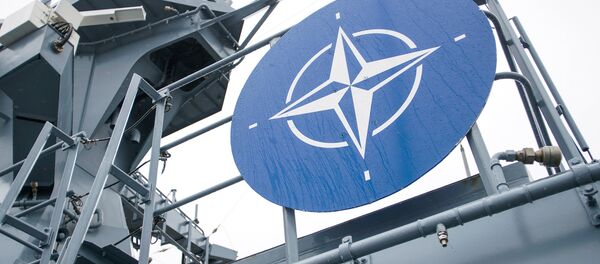 Знак НАТО на борту германского корвета - Sputnik Латвия
