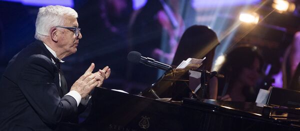 Творческий вечер, посвященный 80-летнему юбилею маэстро Раймонду Паулсу - Sputnik Латвия