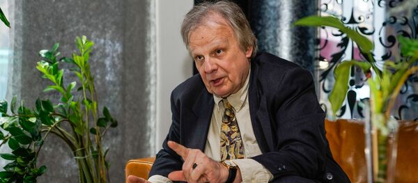 Franču žurnālists un rakstnieks Dmitrijs de Koško Franču žurnālists un rakstnieks Dmitrijs de Koško - Sputnik Latvija