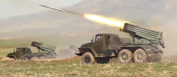 Учения в горах подразделений российской военной базы в Таджикистане - Sputnik Латвия