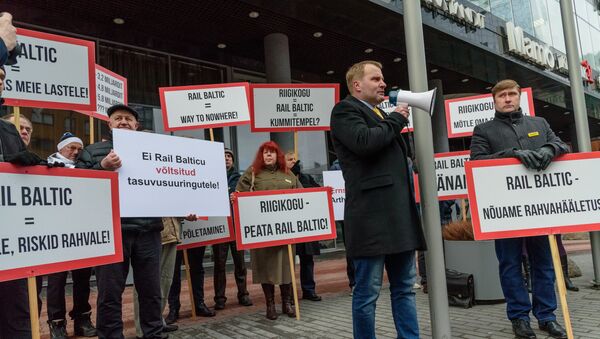 Акция протеста  Против проекта Rail Baltic, который строится обманным путём - Sputnik Латвия