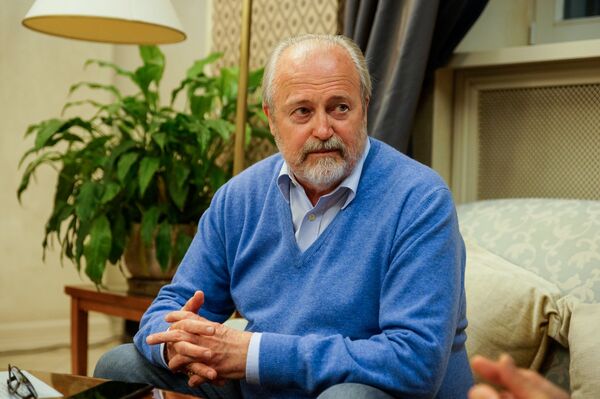 Кинорежиссер  Владимир Хотиненко - Sputnik Латвия