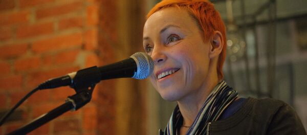 Алена Август - Sputnik Латвия