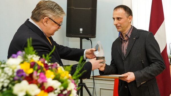 Церемония награждения лауреатов международного конкурса Янтарное перо - Sputnik Латвия