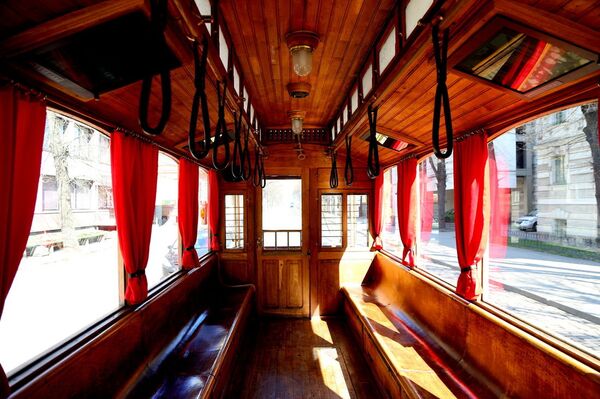 Салон рижского ретротрамвая Салон рижского ретротрамвая - Sputnik Latvija