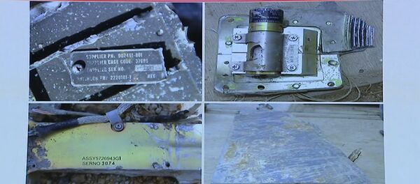 Krievijas militārpersonas parādīja pret Sīriju palaisto gudro raķešu atlūzas - Sputnik Latvija