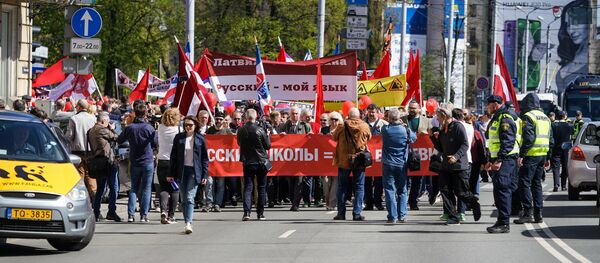 Mītiņš krievu izglītības tiesību aizsardzībai Latvijā - Sputnik Latvija