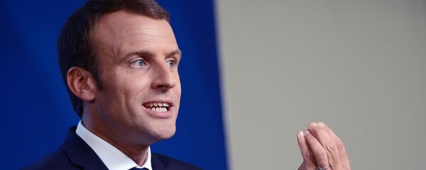 Президент Франции Эммануэль Макрон Президент Франции Эммануэль Макрон - Sputnik Latvija