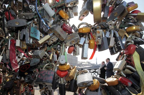 Свадебные гуляния на Красную Горку Свадебные гуляния на Красную Горку - Sputnik Латвия