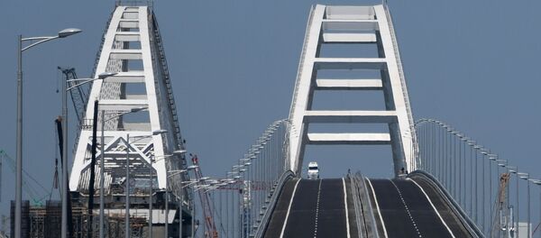 Открытие автомобильной части Крымского моста Открытие автомобильной части Крымского моста - Sputnik Latvija
