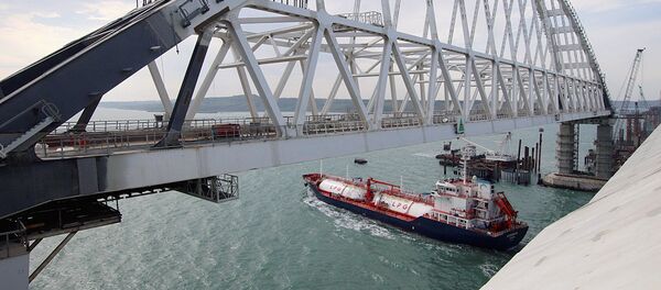 Krimas tilta autoceļa atklāšana - Sputnik Latvija