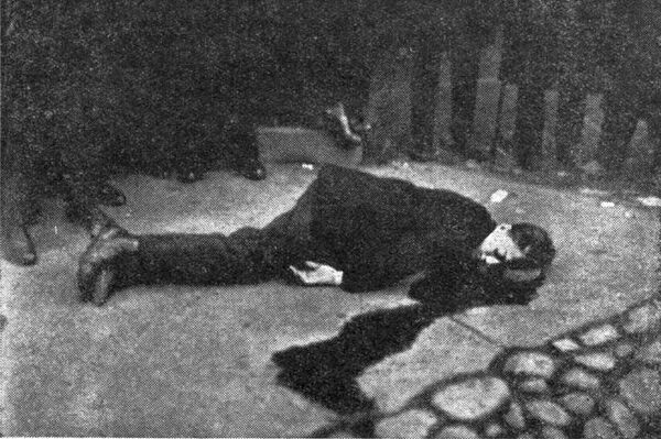 15 февраля 1925 года. Убитый латышскими националистами юный пионер Александр Масакс - Sputnik Латвия