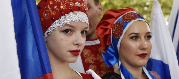 Празднование Дня Государственного флага РФ Празднование Дня Государственного флага РФ - Sputnik Latvija