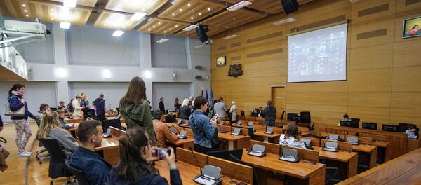 Зал заседаний Рижской думы в Ночь музеев Зал заседаний Рижской думы в Ночь музеев - Sputnik Латвия