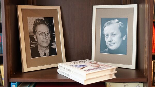 Открытие библиотеки Николая и Михаила Задорновых в Доме Москвы в Риге - Sputnik Латвия