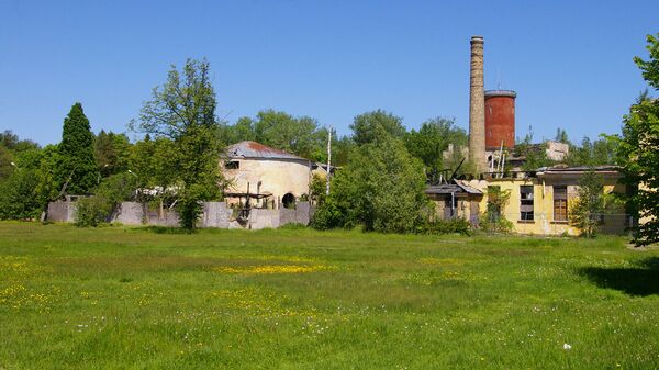 Развалины курортной поликлиники Развалины курортной поликлиники - Sputnik Латвия