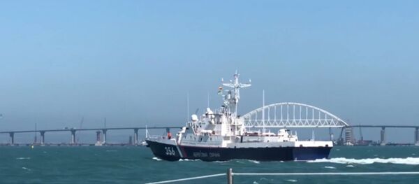 Robežu sardzē: kā apsargā Krimas jūras robežas un Krimas tiltu Robežu sardzē: kā apsargā Krimas jūras robežas un Krimas tiltu - Sputnik Latvija