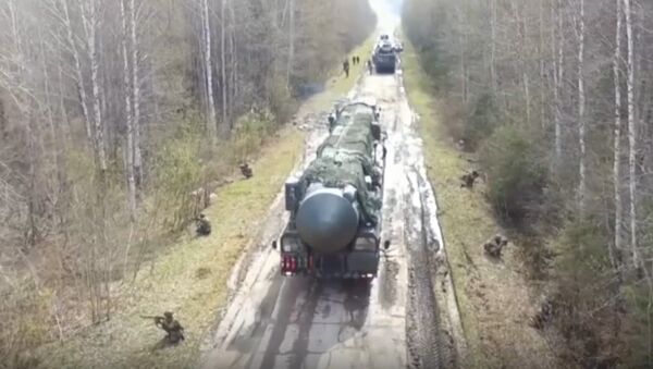 Пусковые установки Ярс на всеармейском конкурсе РВСН Стратегическое многоборье - Sputnik Латвия