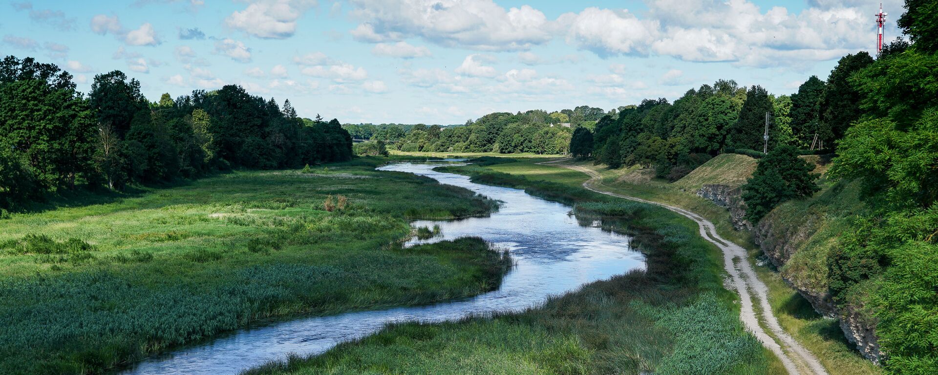 Река Мемеле в городе Бауска - Sputnik Латвия, 1920, 04.07.2019