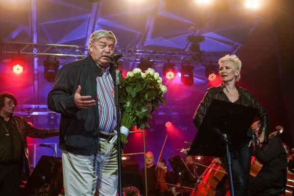 Посол России Евгений Лукьянов - Sputnik Латвия