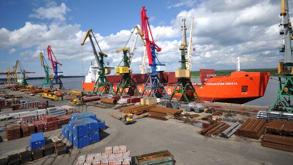 Работа Архангельского морского торгового порта - Sputnik Латвия