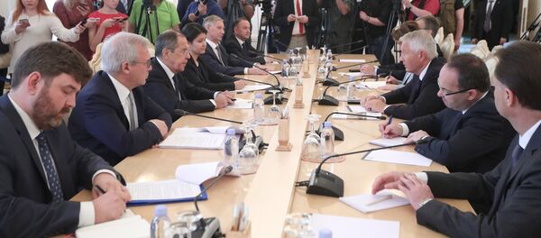 Krievijas ārlietu ministra S.Lavrova un Eiropas Padomes ģenerālsekretāra T.Jaglanda tikšanās Krievijas ārlietu ministra S.Lavrova un Eiropas Padomes ģenerālsekretāra T.Jaglanda tikšanās - Sputnik Latvija