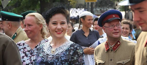 Реконструкция последнего мирного дня в Бресте - Sputnik Латвия