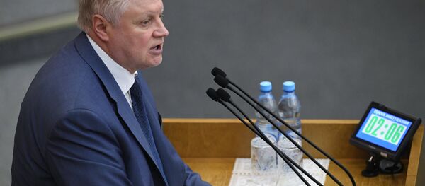 Руководитель фракции политической партии Справедливая Россия Сергей Миронов - Sputnik Латвия