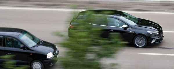 Автомобили на дороге - Sputnik Латвия