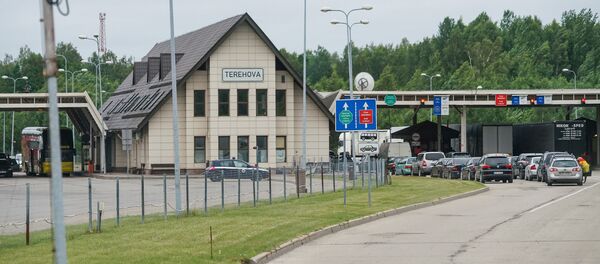 Пункт пропуска Терехово на латвийско-российской границе Пункт пропуска Терехово на латвийско-российской границе - Sputnik Latvija