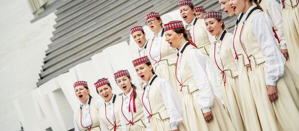 Участники XXVI Вселатвийского праздника песни и XVI Праздника танца - Sputnik Латвия