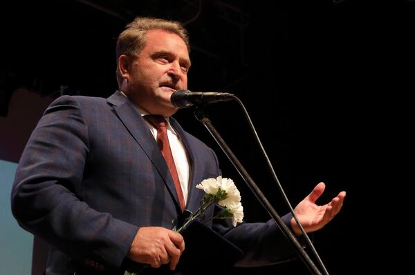 Председатель Общероссийского движения поддержки флота, представитель фракции Единая Россия Михаил Ненашев Председатель Общероссийского движения поддержки флота, представитель фракции Единая Россия Михаил Ненашев - Sputnik Латвия