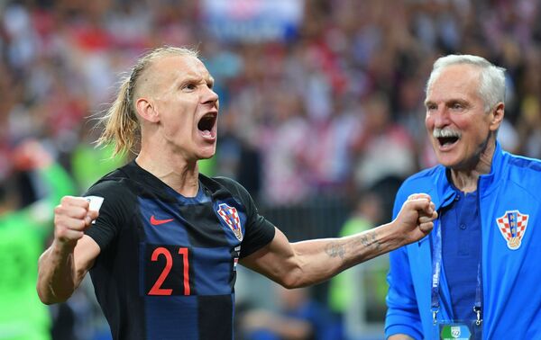 Домагой Вида (Хорватия) радуется победе в полуфинальном матче чемпионата мира по футболу между сборными Хорватии и Англии - Sputnik Латвия