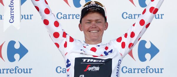 Латвийский велогонщик Томс Скуиньш после второго горного этапа Тур де Франс Латвийский велогонщик Томс Скуиньш после второго горного этапа Тур де Франс - Sputnik Латвия