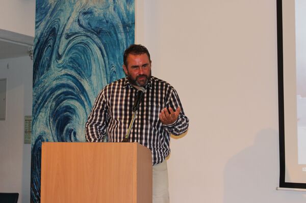 Идейный вдохновитель проекта и руководитель гуманитарной программы экспедиции Паруса духа – президент автономной некоммерческой организации Белая трость Олег Колпащиков - Sputnik Латвия