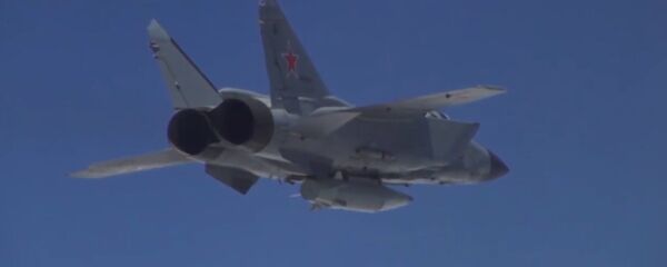 Испытания гиперзвуковой ракеты Кинжал - Sputnik Латвия