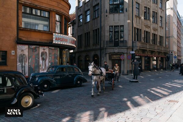 В фильме Homo Novus с любовью воссоздана эпоха 30-х годов В фильме Homo Novus с любовью воссоздана эпоха 30-х годов - Sputnik Латвия