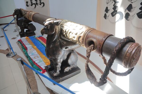 Почти историческая плетка Чингисхана  - Sputnik Латвия