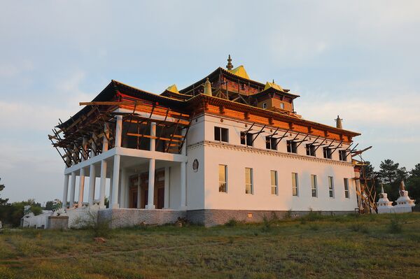 Новый дацан построили в 1995 году на месте первого буддийского монастыря России - Sputnik Латвия