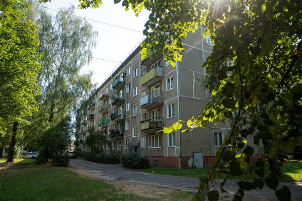 Рижские коммунальщики: деньги с жильцов берем, а за сервис не отвечаем - Sputnik Латвия