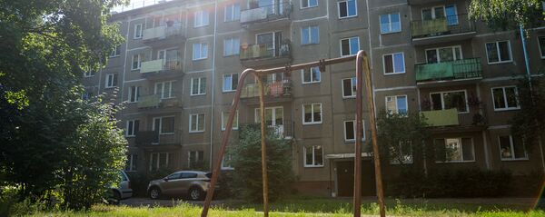 Многоквартирный дом по адресу ул. Юглас 37 Многоквартирный дом по адресу ул. Юглас 37 - Sputnik Latvija