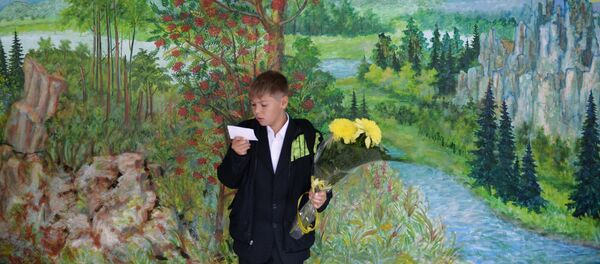 Школьник перед уроком - Sputnik Латвия