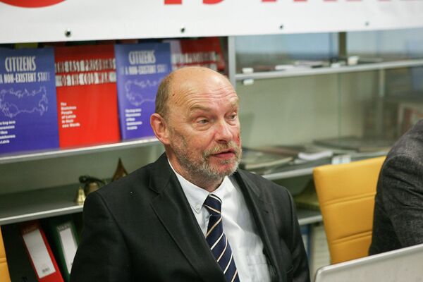 Отмените визы - пусть латыши съездят в Россию: что латвийцы рассказали в Москве - Sputnik Латвия