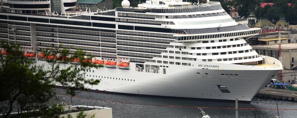 Прибытие суперлайнера MSC Splendida во Владивосток  Прибытие суперлайнера MSC Splendida во Владивосток  - Sputnik Latvija