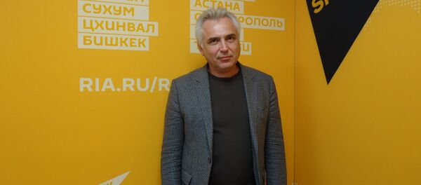 Первый заместитель декана факультета мировой экономики и мировой политики ВШЭ Игорь Ковалев - Sputnik Latvija