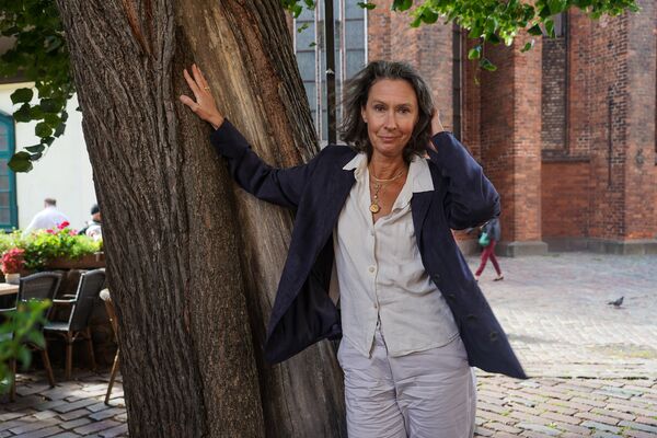 Елена кондратьева сальгеро биография личная жизнь Жертвы толерантных игр Европы: о мигрантах, детях и российской оппозиции в ЕС