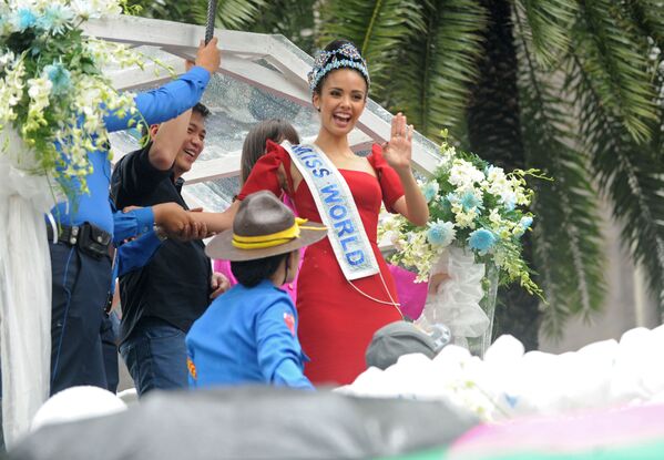 2013. gadā Mis Pasaule titulu saņēma Filipīnu pārstāve Megana Janga - Sputnik Latvija